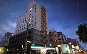 โรงแรมคันทรีทากายาม่า